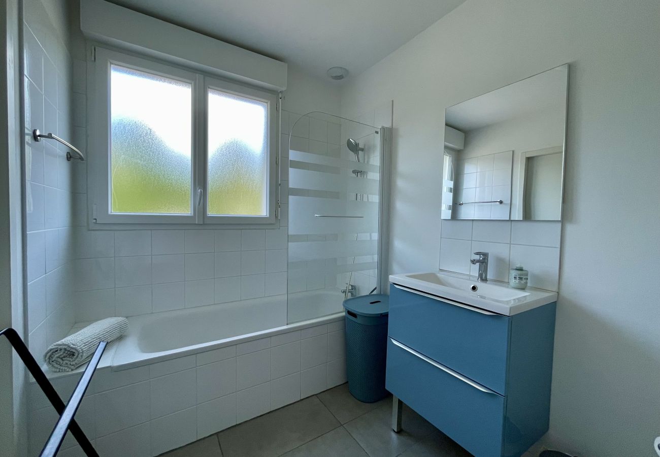Ferienhaus in Lacanau - Einfamilienhaus in der Nähe des Sees