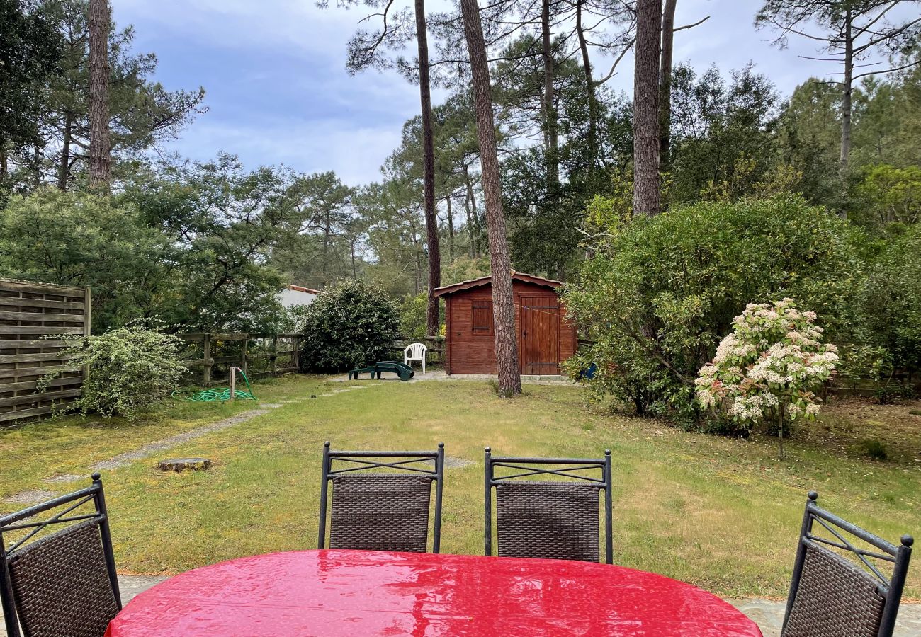 Ferienhaus in Lacanau - Haus mit Garten – Wohnanlage HetClub in Huga