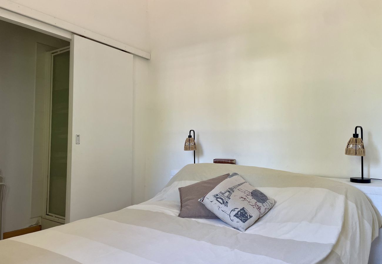 Ferienhaus in Lacanau - Familienhaus mit großem Garten inmitten der Kiefern