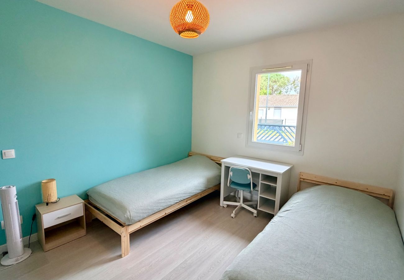 Ferienhaus in Lacanau - Gemütliches Haus mit Pool in Lacanau Ville