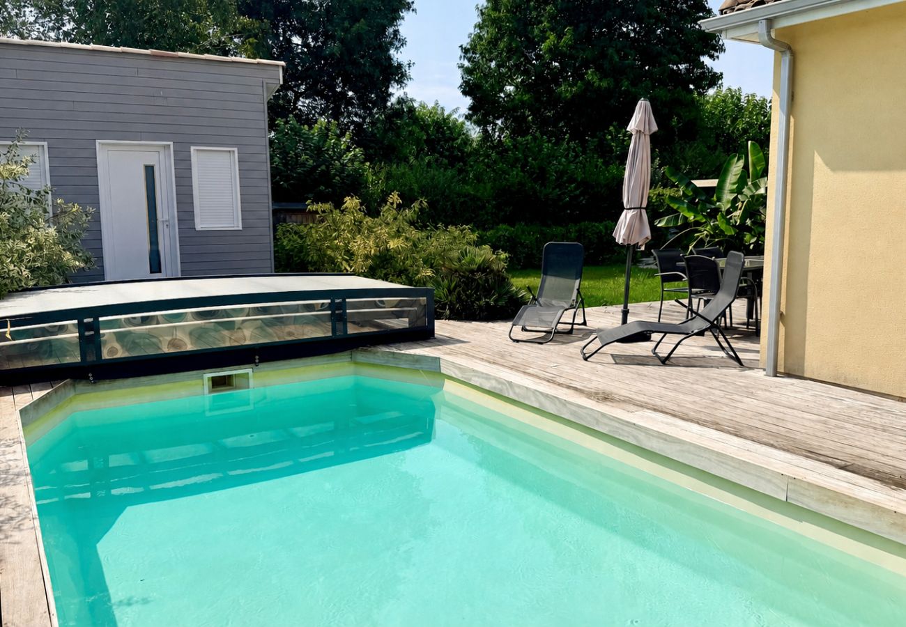 Ferienhaus in Lacanau - Gemütliches Haus mit Pool in Lacanau Ville