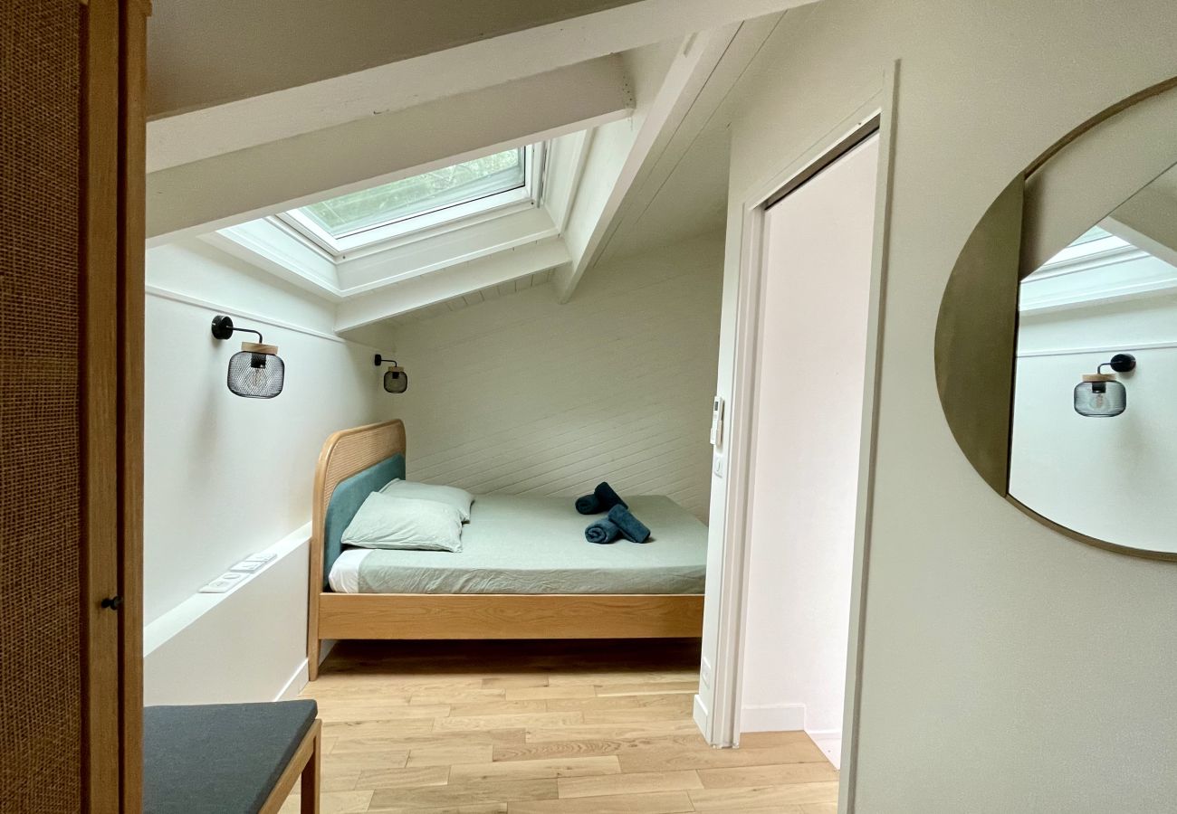 Villa in Lacanau - Splendide Villa Avec Piscine Surplombant La Pinède 