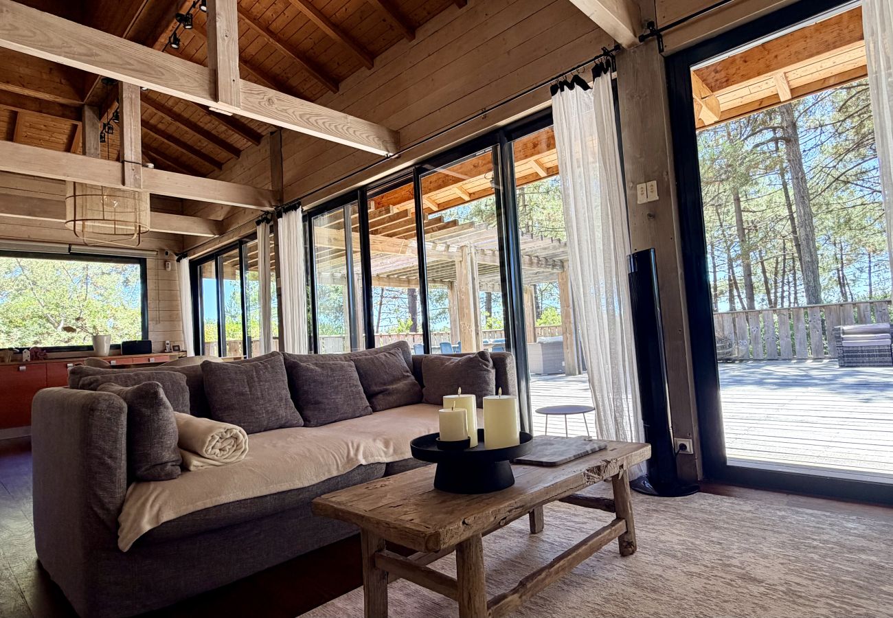 Huis in Lacanau - Villa bois avec terrasse sur pinède