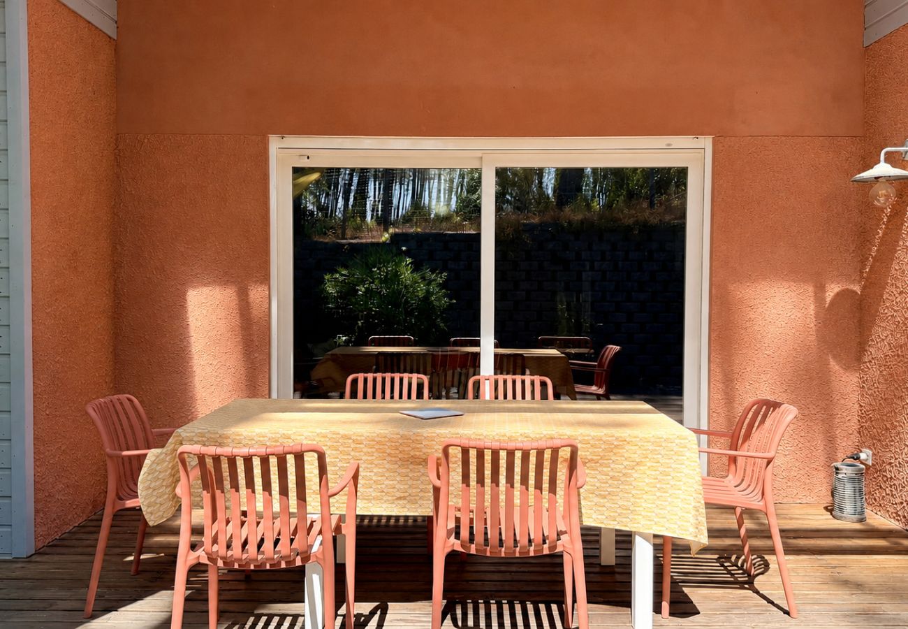 Huis in Lacanau - Maison avec piscine privée entre pins et océan