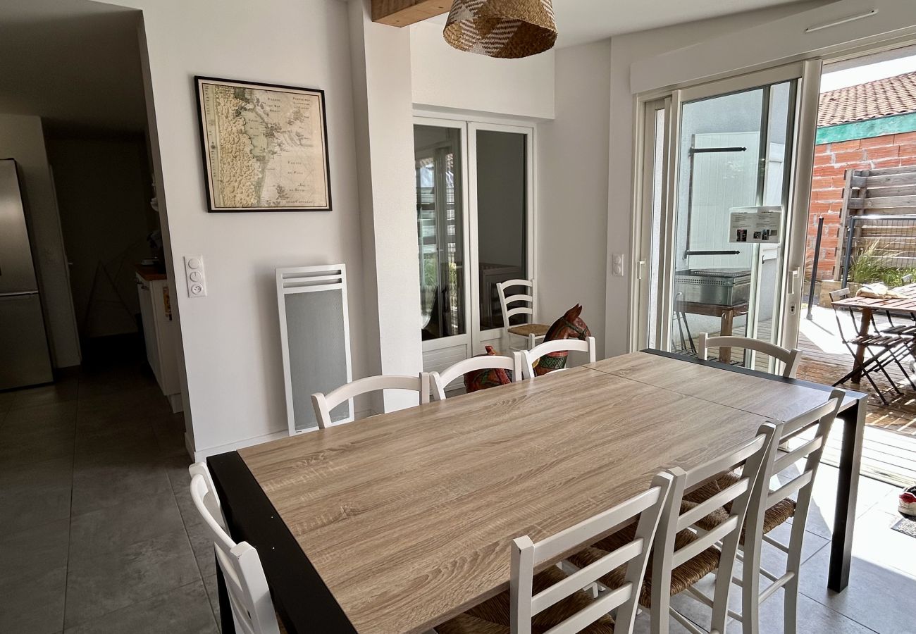 House in Lacanau - Central and quiet townhouse