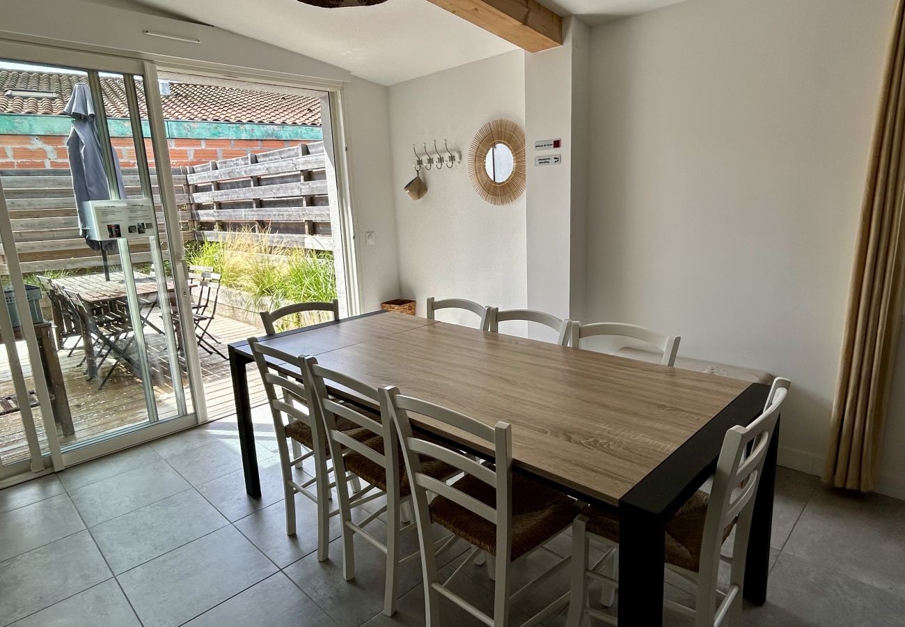 House in Lacanau - Central and quiet townhouse