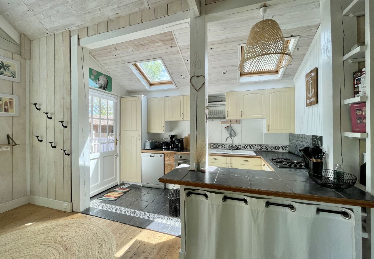 House in Lacanau - Charming lakeside house