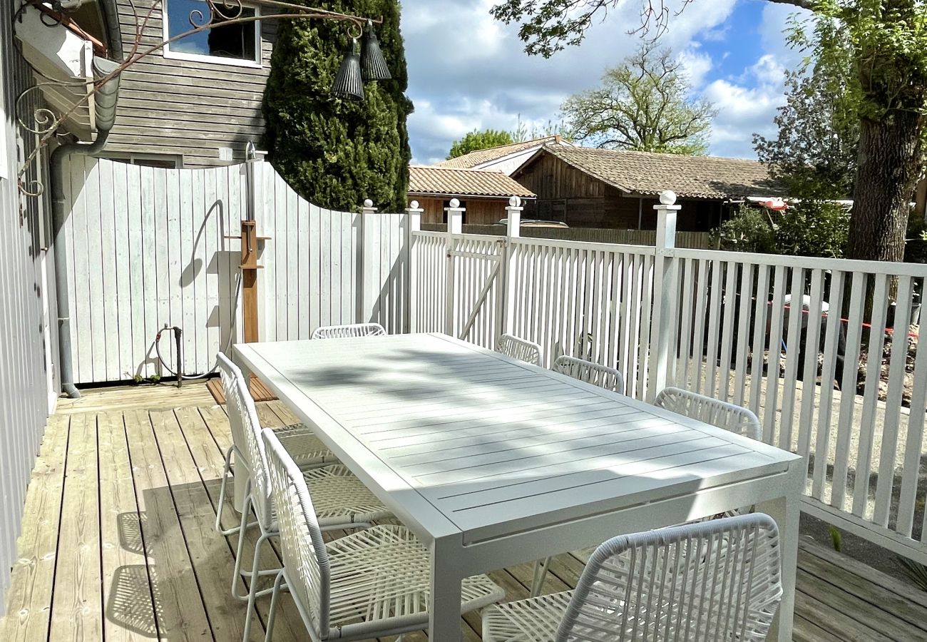 House in Lacanau - Charming lakeside house