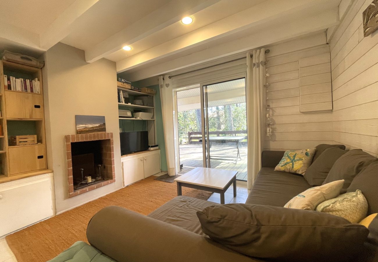 House in Lacanau - House among the pines between golf course and ocean