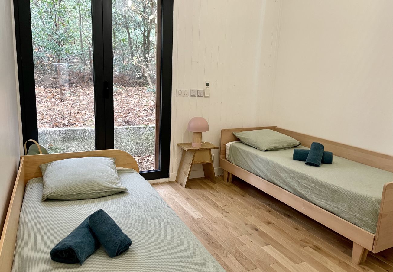 Villa in Lacanau - Splendid Villa With Swimming Pool Overlooking The Pine Forest