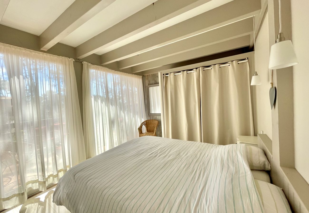 House in Lacanau - Spacious family home a stone's throw from the ocean