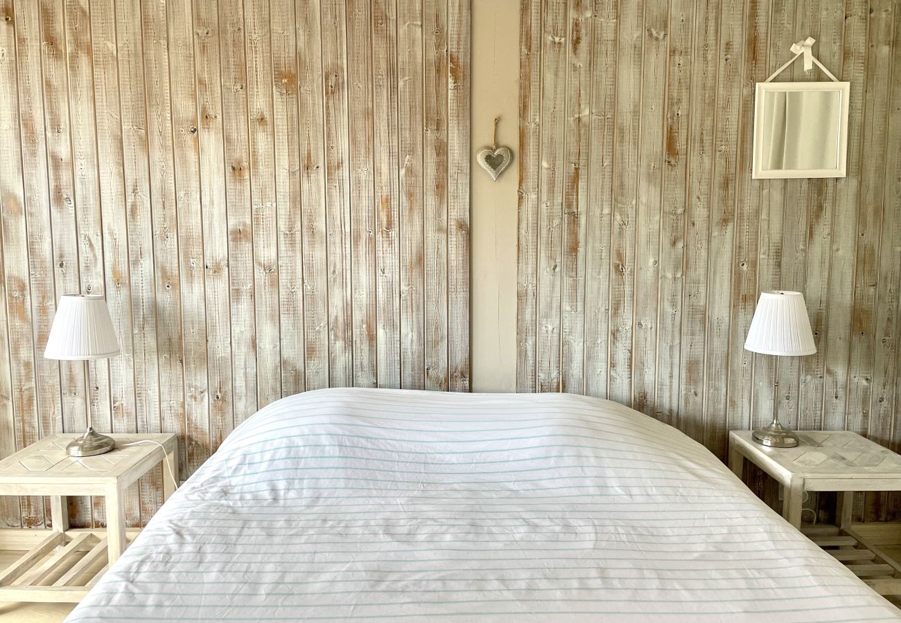 House in Lacanau - Spacious family home a stone's throw from the ocean