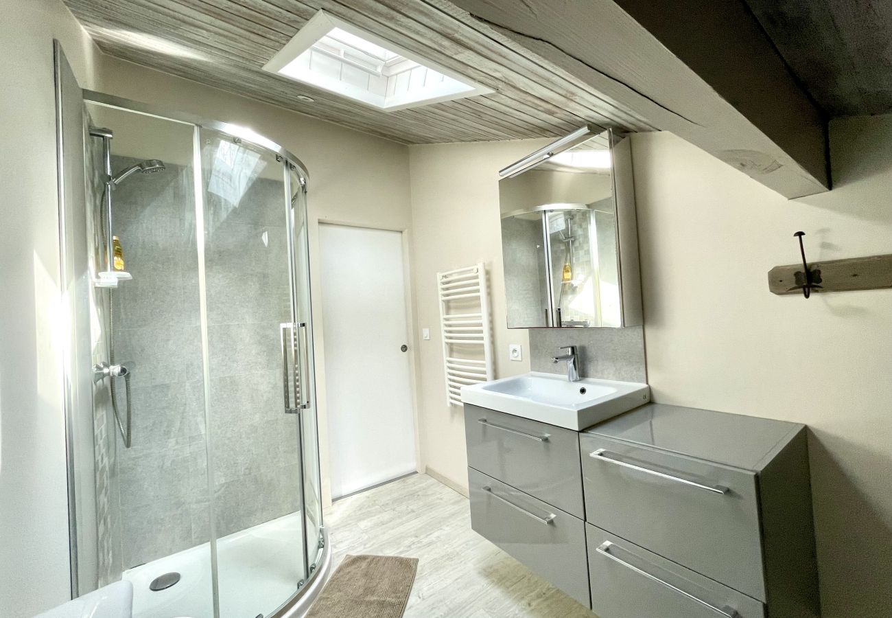 House in Lacanau - Spacious family home a stone's throw from the ocean