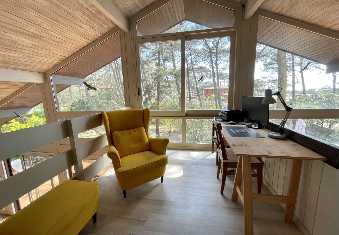 House in Lacanau - Spacious family home a stone's throw from the ocean