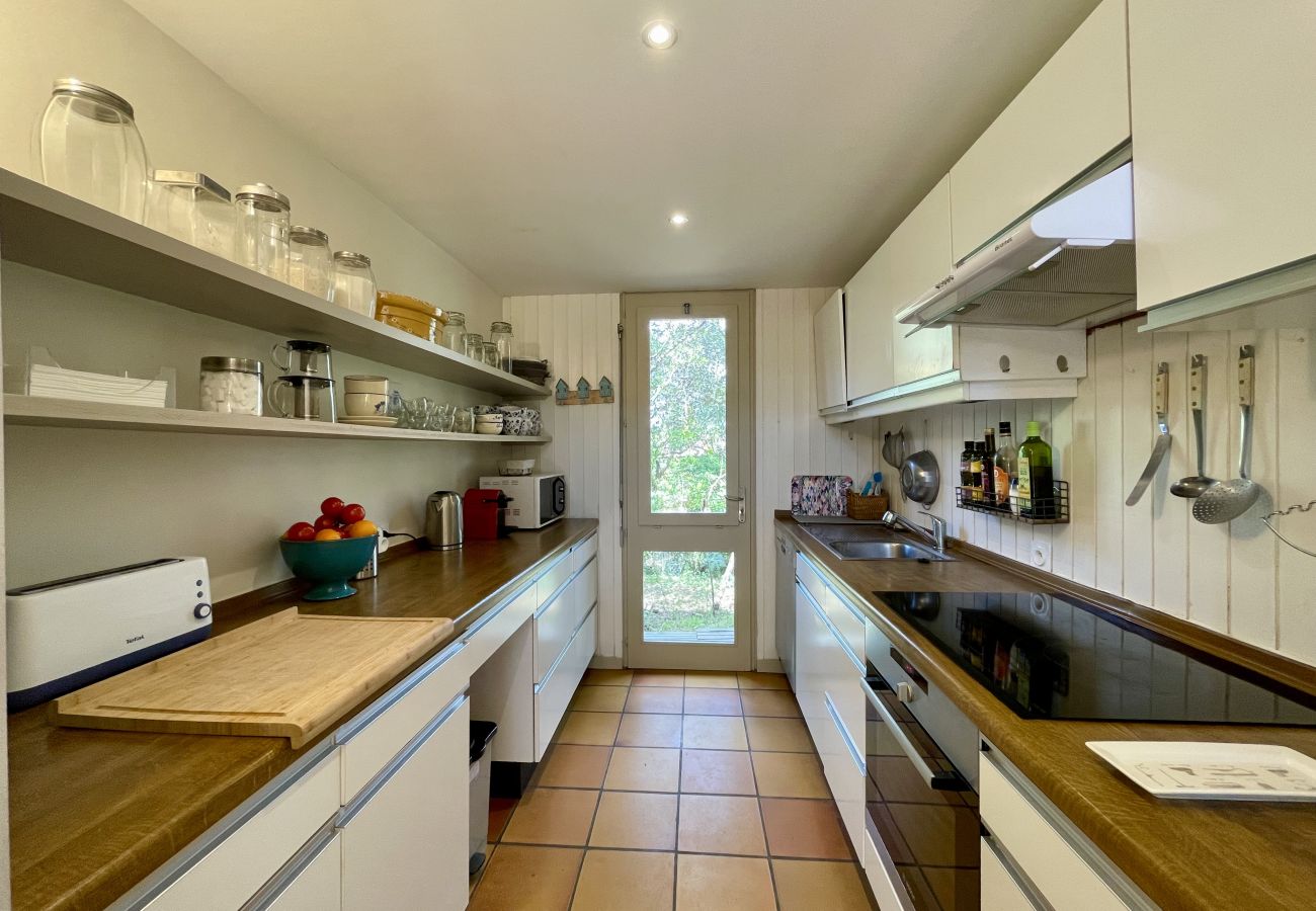 House in Lacanau - Spacious family home a stone's throw from the ocean