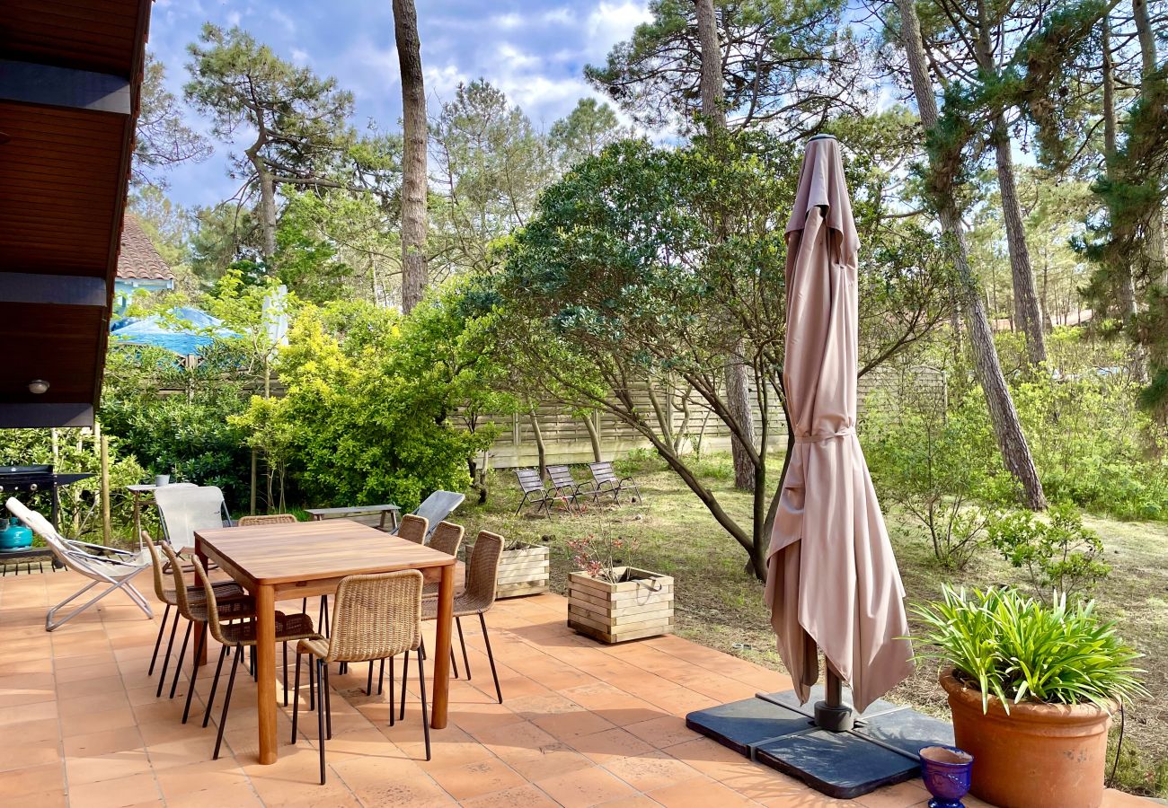 House in Lacanau - Spacious family home a stone's throw from the ocean