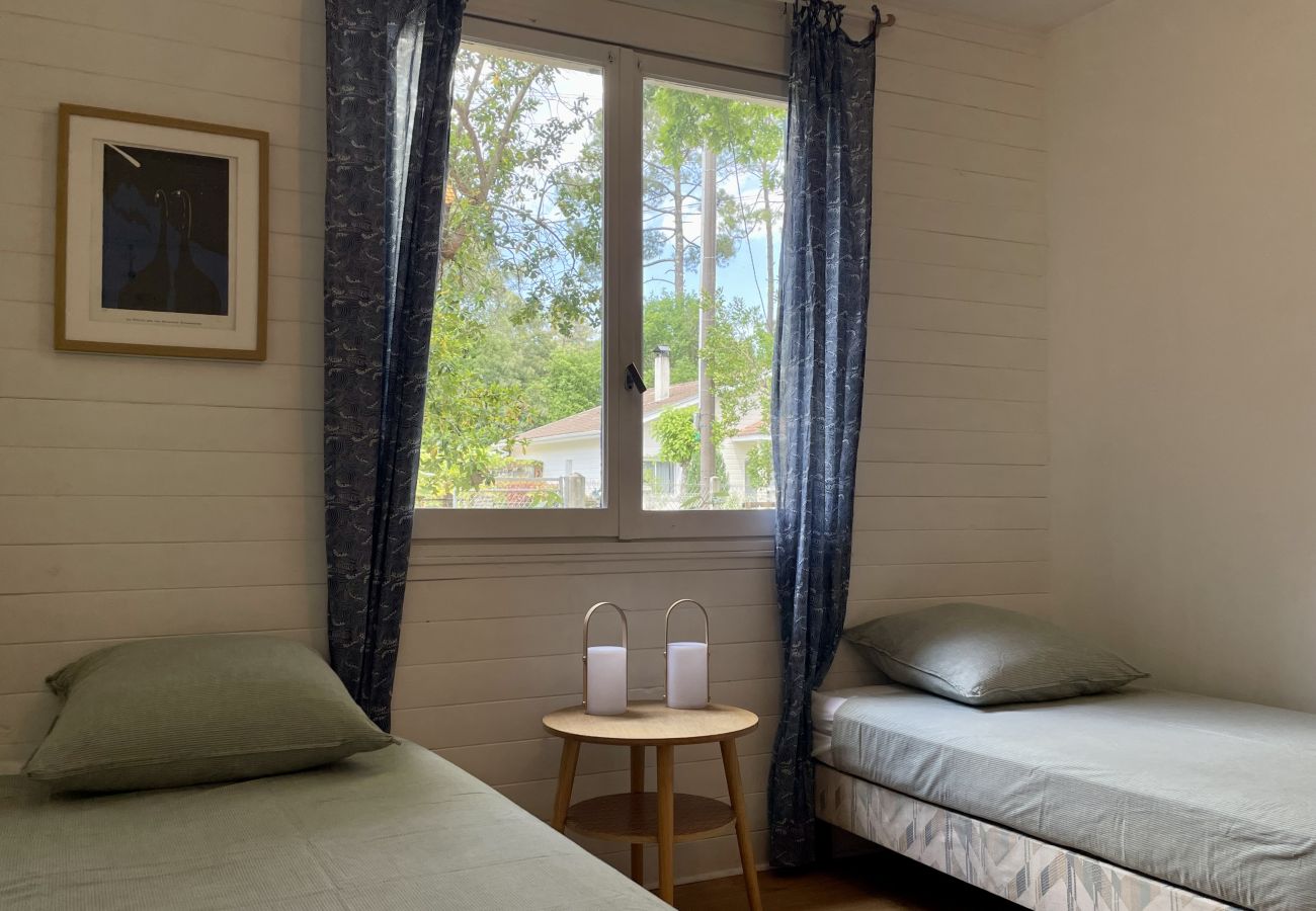 House in Lacanau - Holiday home between pines and lake
