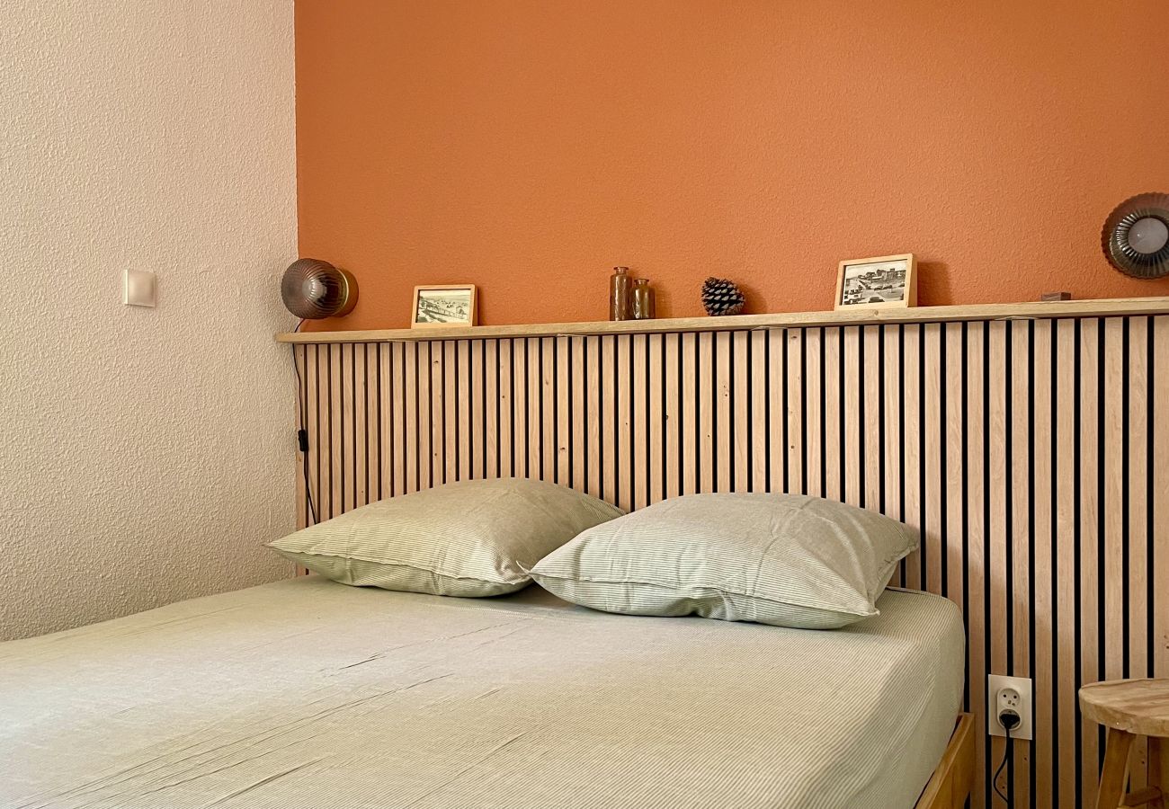 Terraced House in Lacanau - Small house with private garden & pool