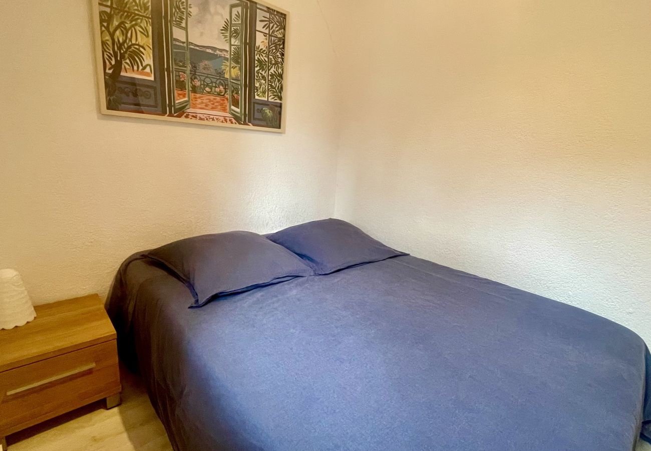 Terraced House in Lacanau - 🌲 Charming Cottage in the Heart of the Forest 🏡