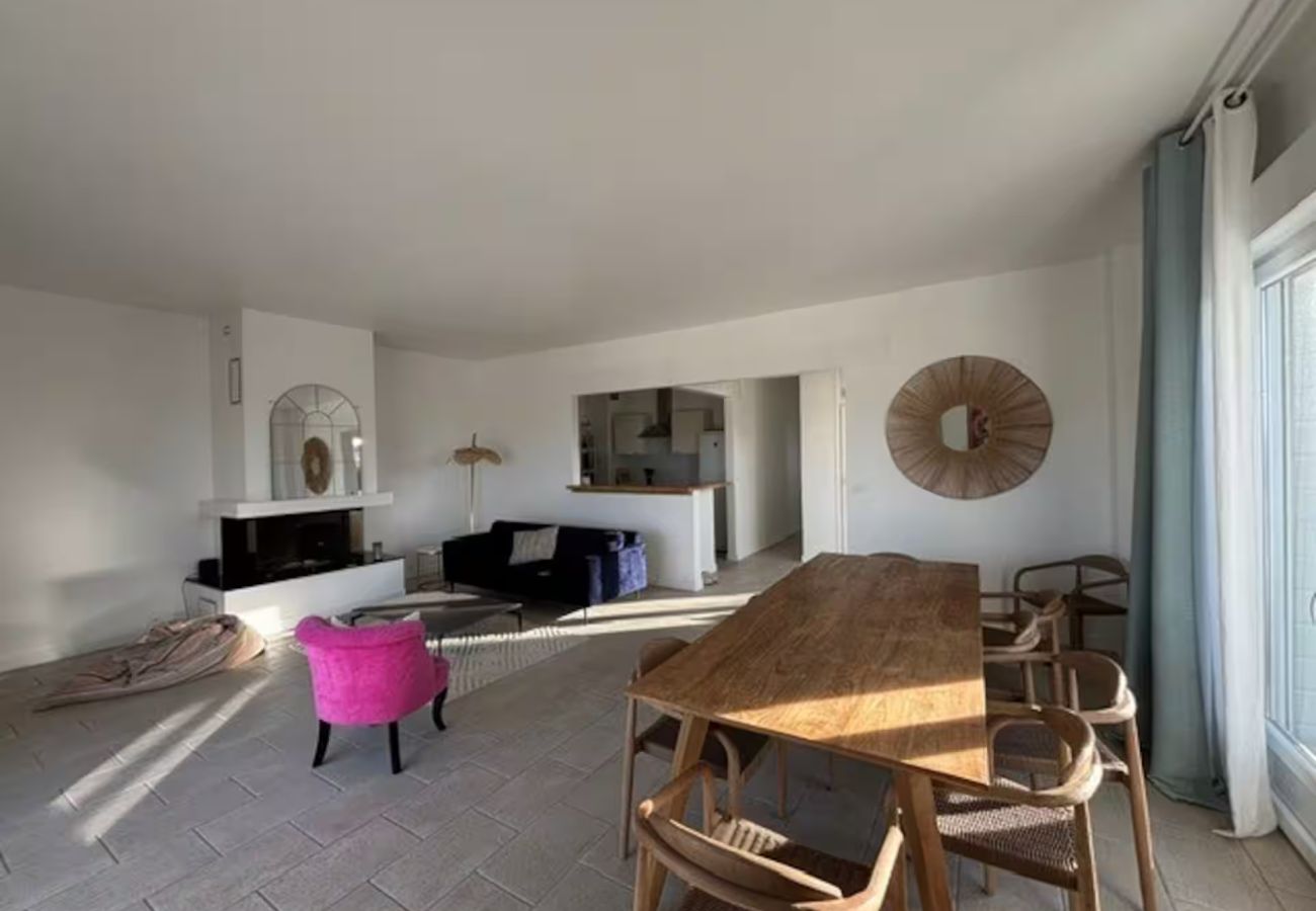 House in Lacanau - Spacious house near the ocean