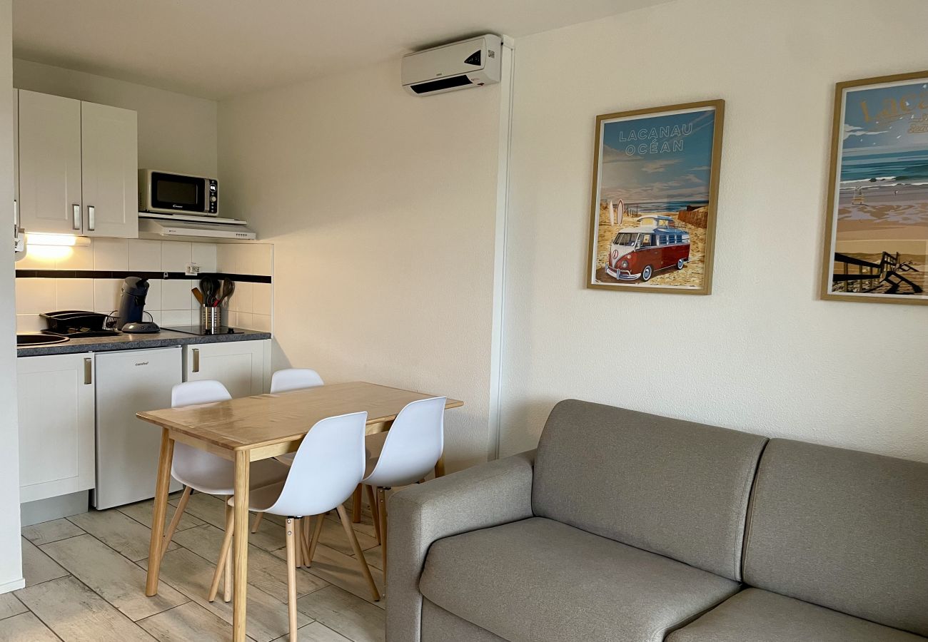 Residencial en Lacanau - Apartamento en bosque de pinos junto al mar.
