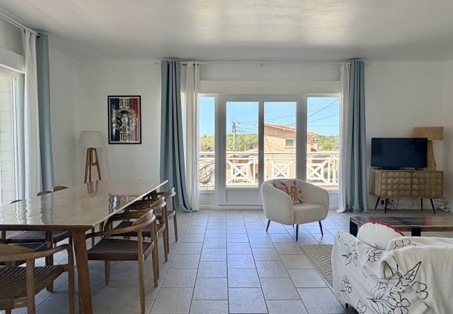 Casa en Lacanau - Casa espaciosa cerca del océano