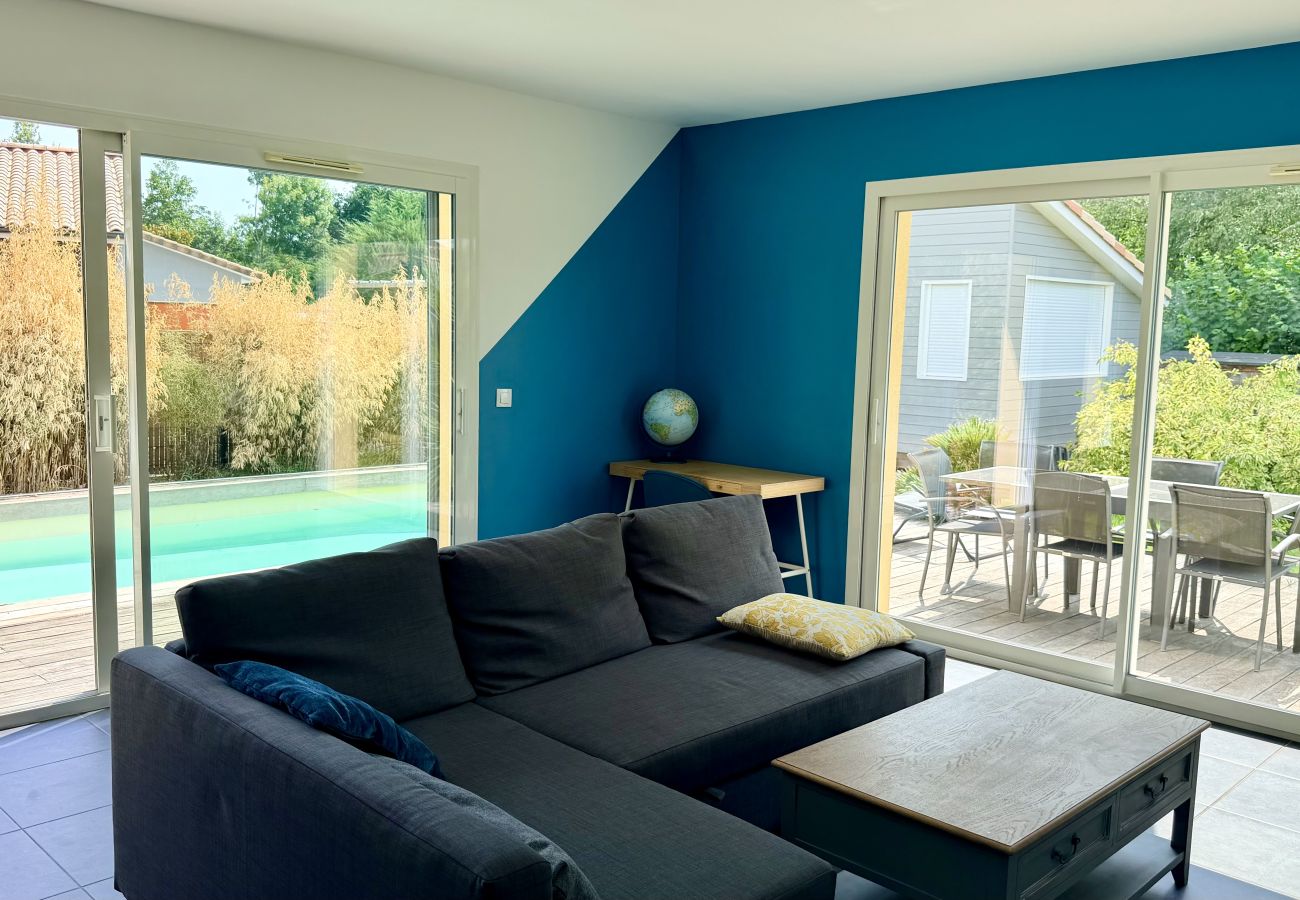 Casa en Lacanau - Casa acogedora con piscina en Lacanau Ville