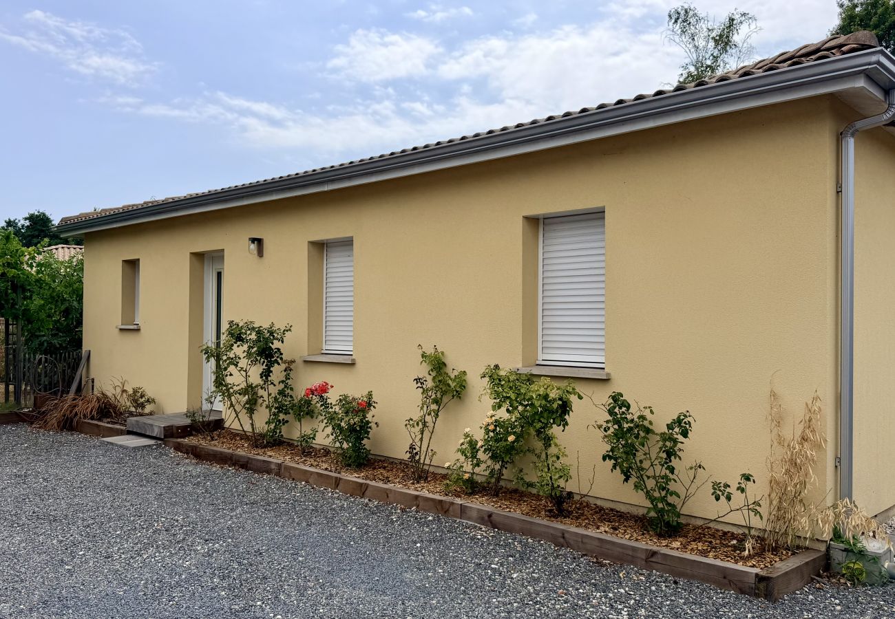 Casa en Lacanau - Casa acogedora con piscina en Lacanau Ville