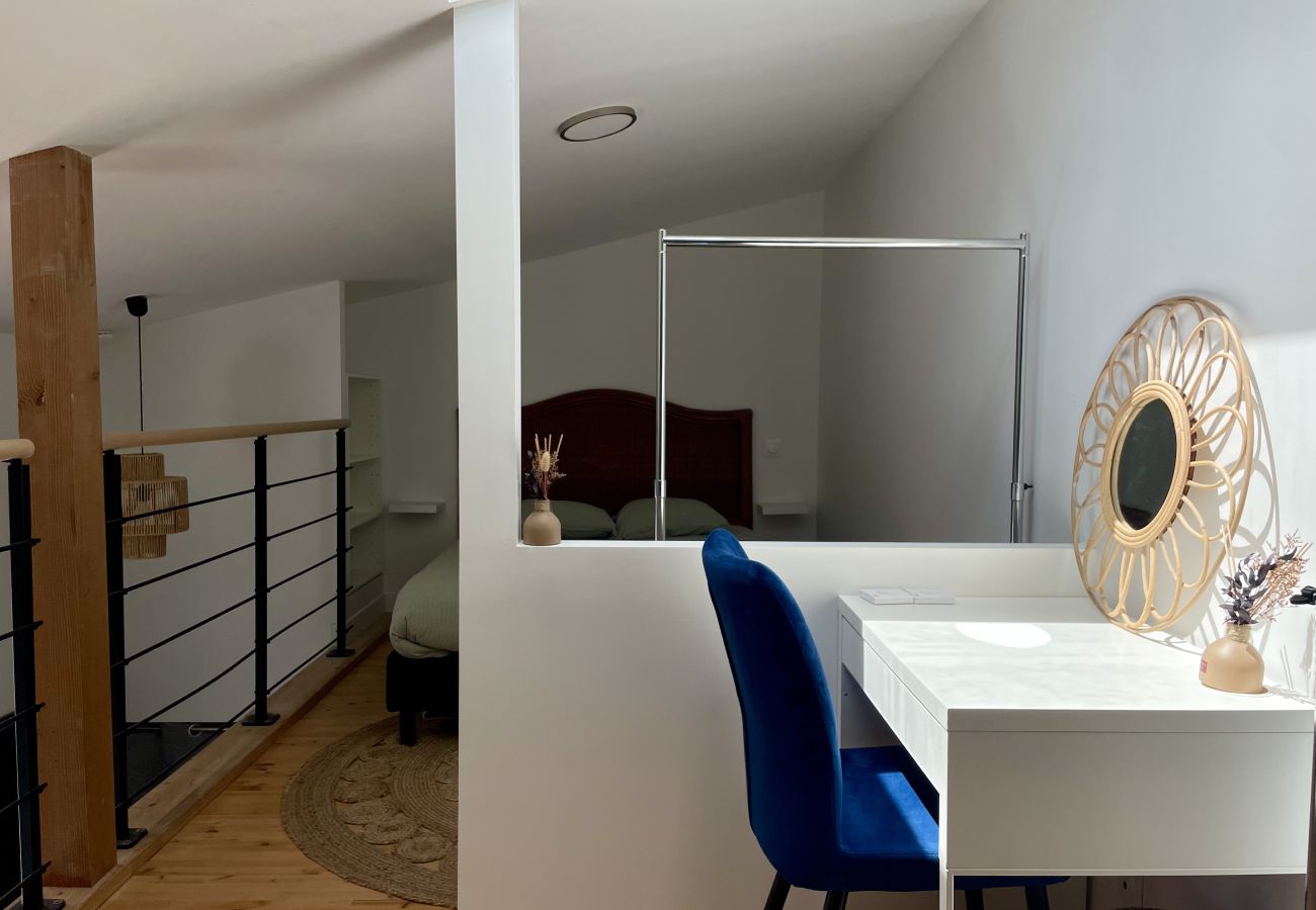 Maison mitoyenne à Lacanau - Havre de paix avec extérieur en plein centre 