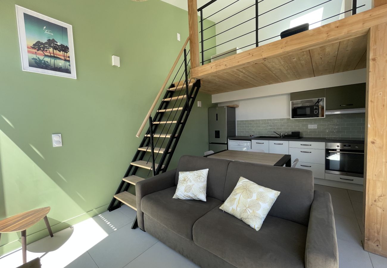 Maison mitoyenne à Lacanau - Loft neuf et lumineux avec extérieur 