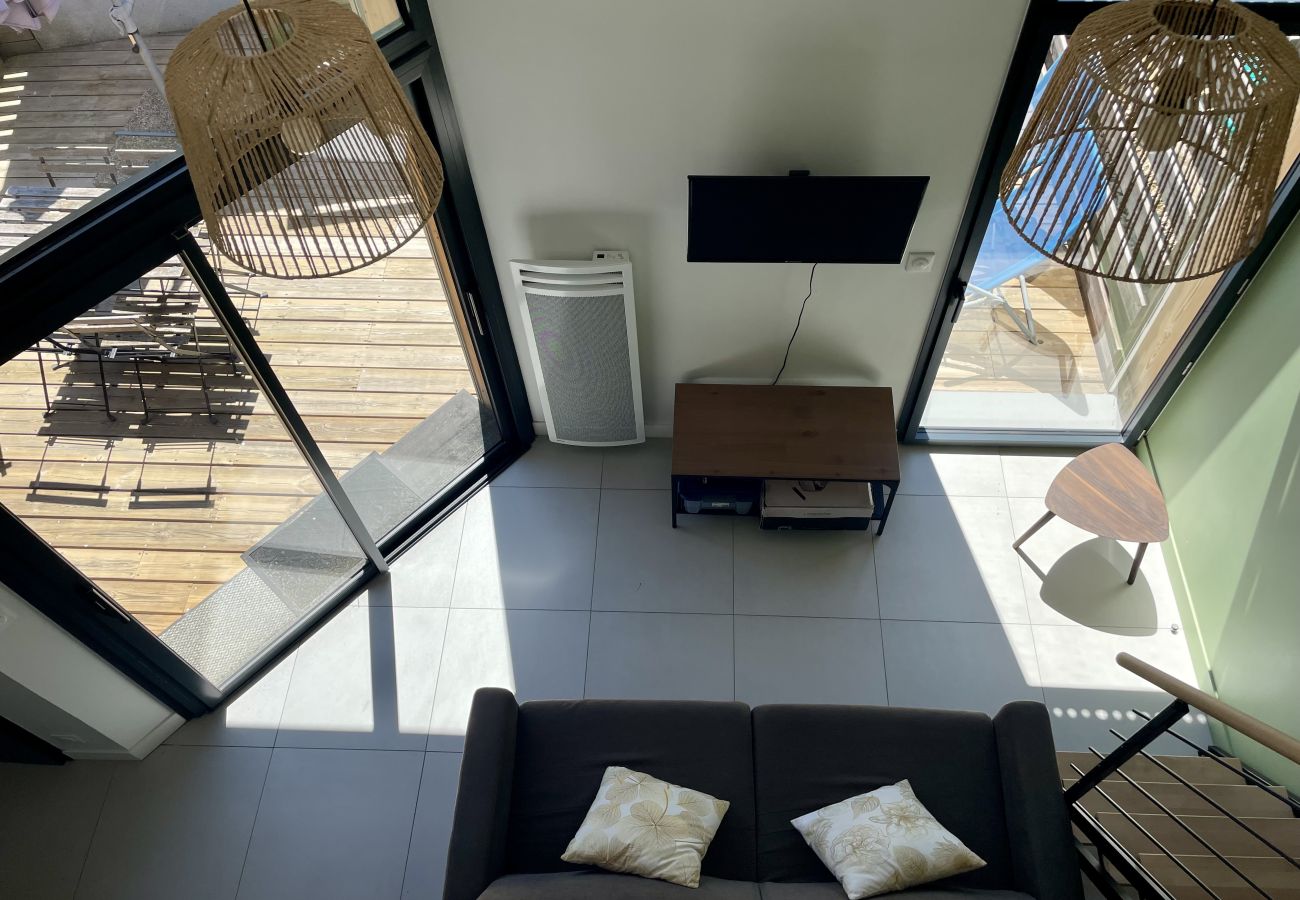 Maison mitoyenne à Lacanau - Loft neuf et lumineux avec extérieur 