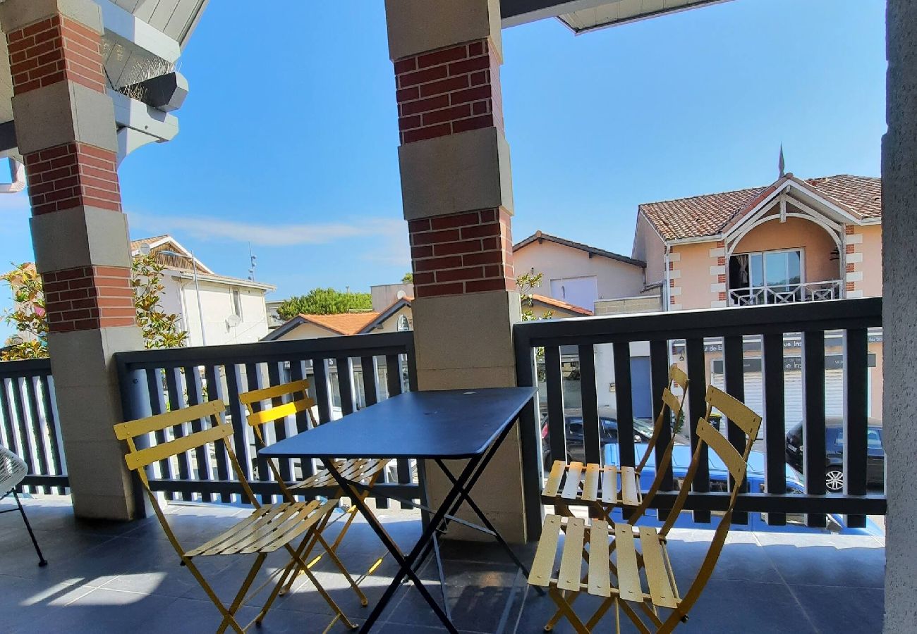 Appartement à Lacanau - Charmant duplex au cœur de Lacanau Océan 