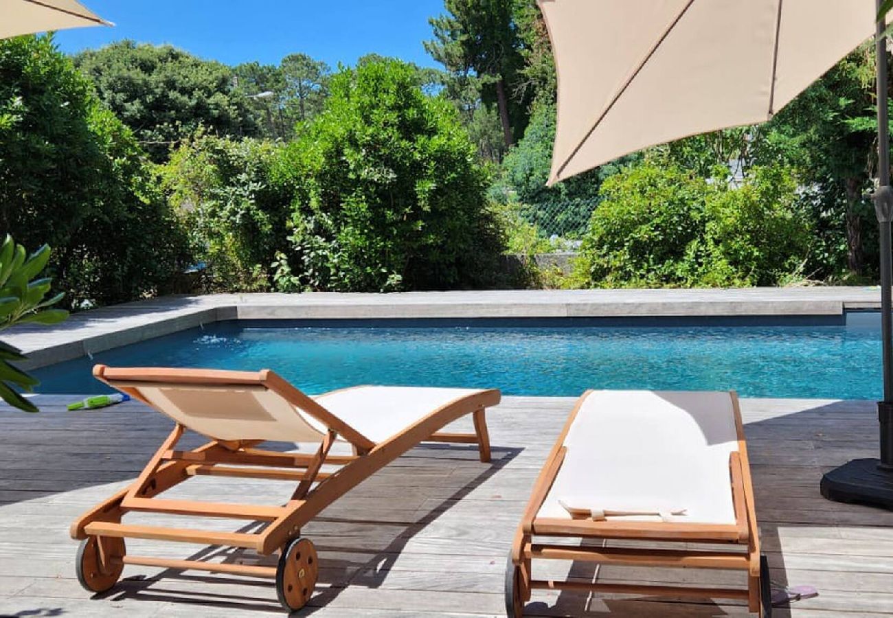 Villa à Lacanau - Splendide Villa Avec Piscine Surplombant La Pinède 