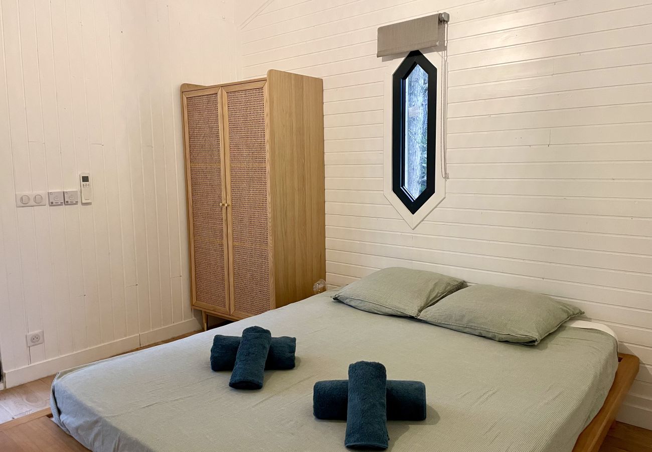 Villa à Lacanau - Splendide Villa Avec Piscine Surplombant La Pinède 