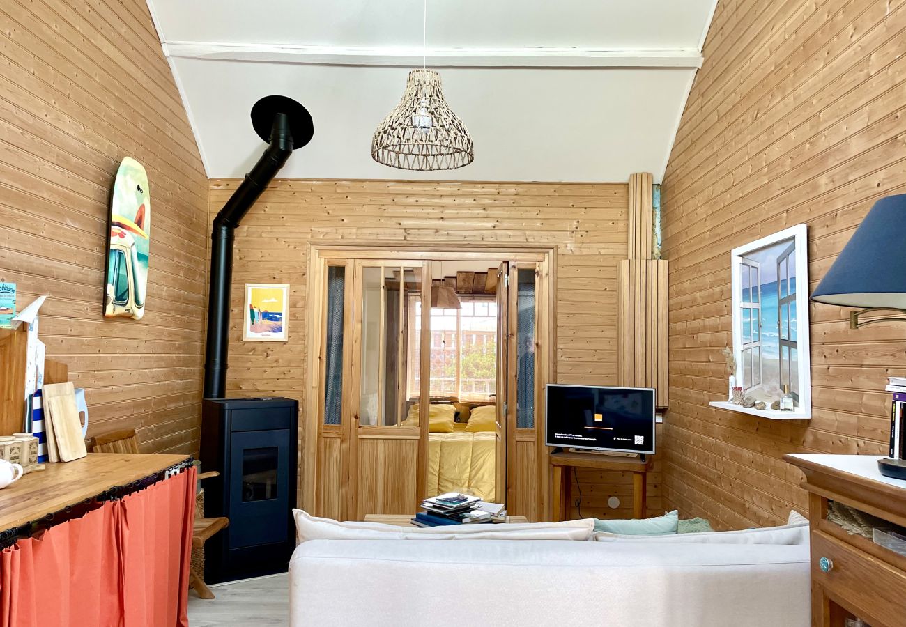 Maison mitoyenne à Lacanau - Maison Canaulaise proche de l'Océan 