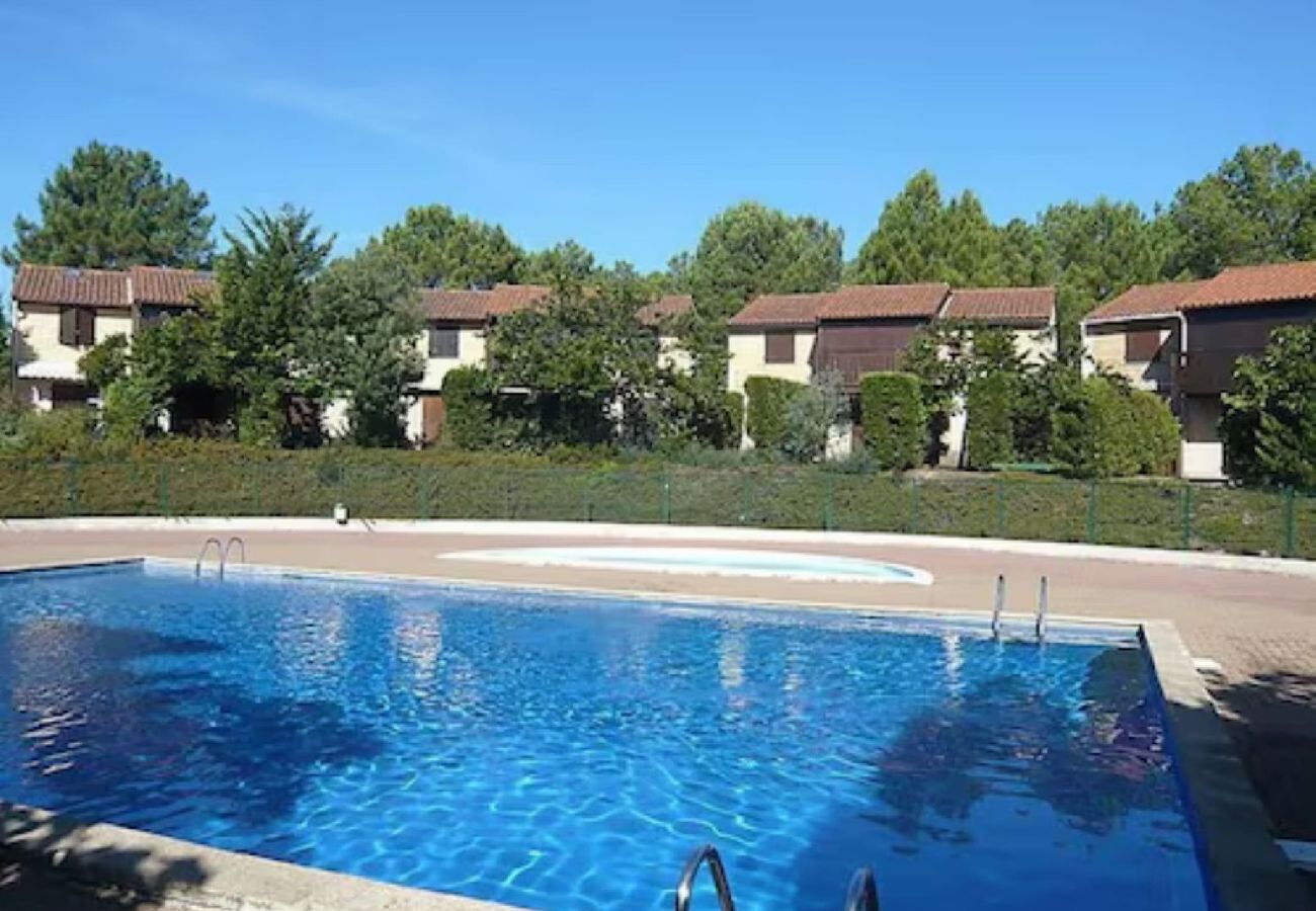 Maison à Lacanau - Au coeur des pins et des golfs