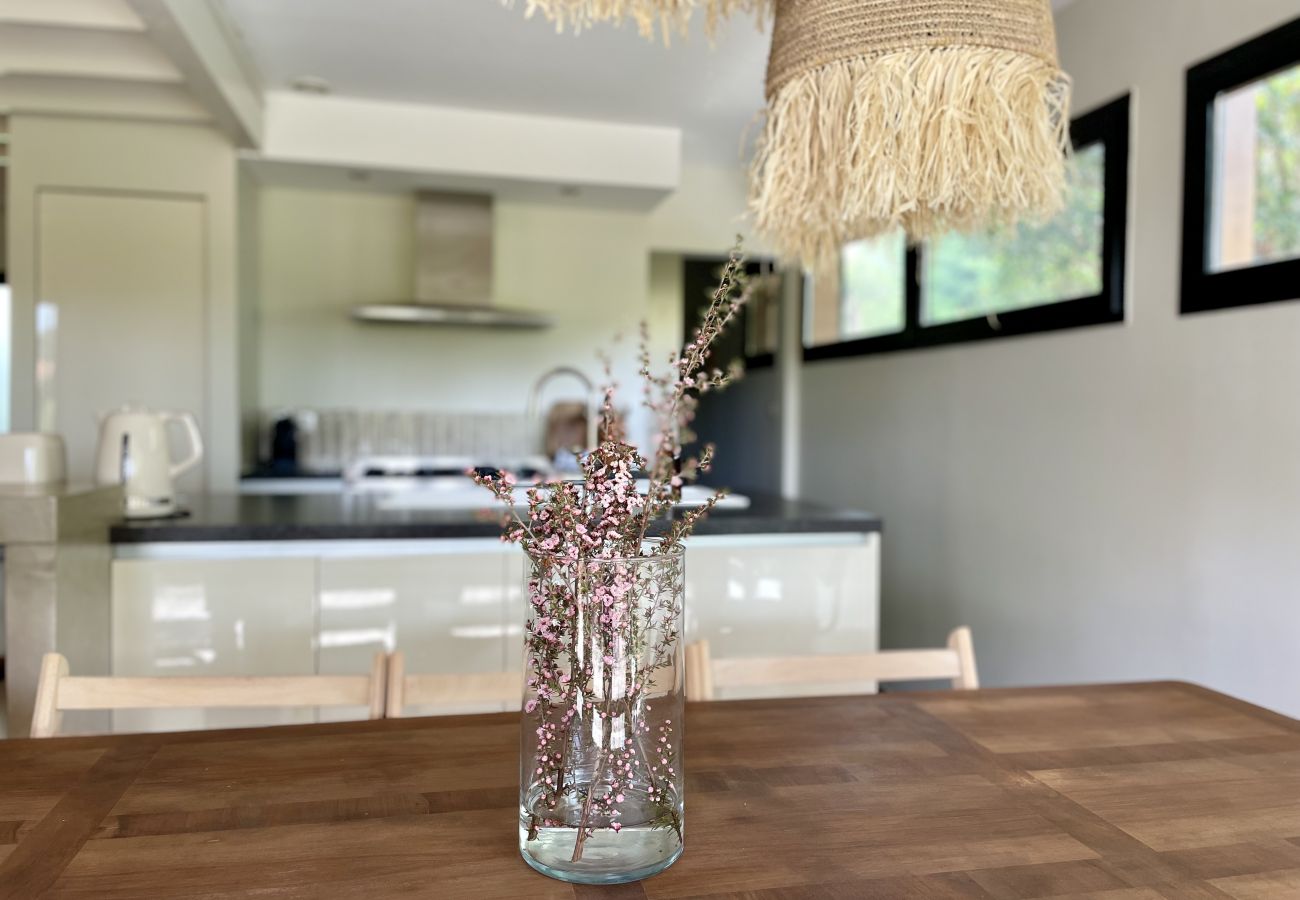 Maison à Lacanau - Maison familiale avec jardin & plage à pied