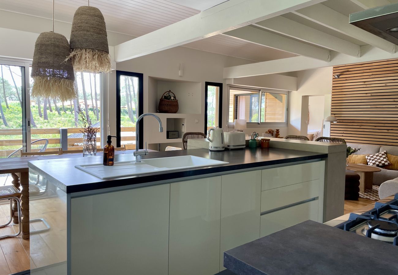 Maison à Lacanau - Maison familiale avec jardin & plage à pied