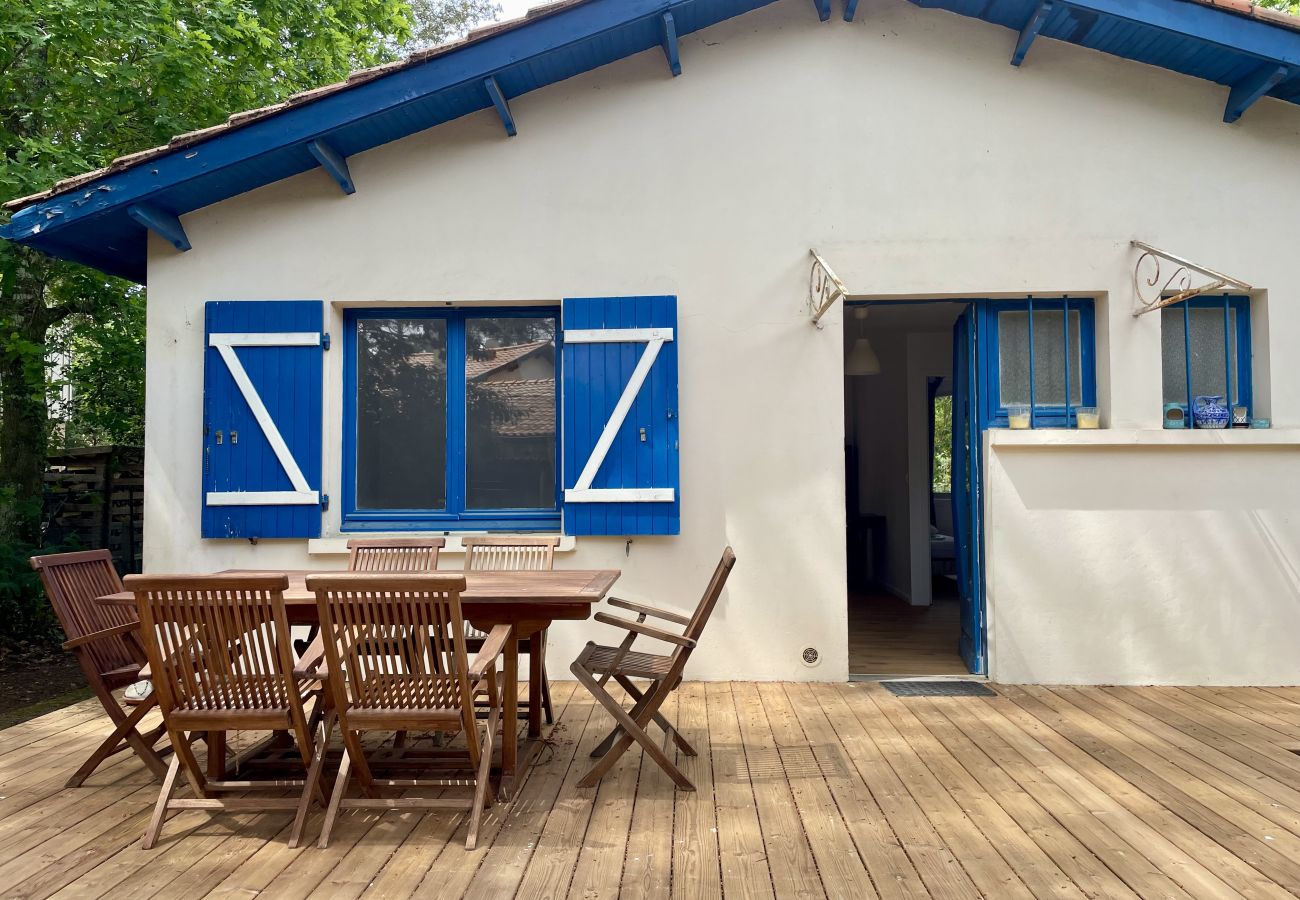 Maison à Lacanau - Maison de vacances entre pins et lac
