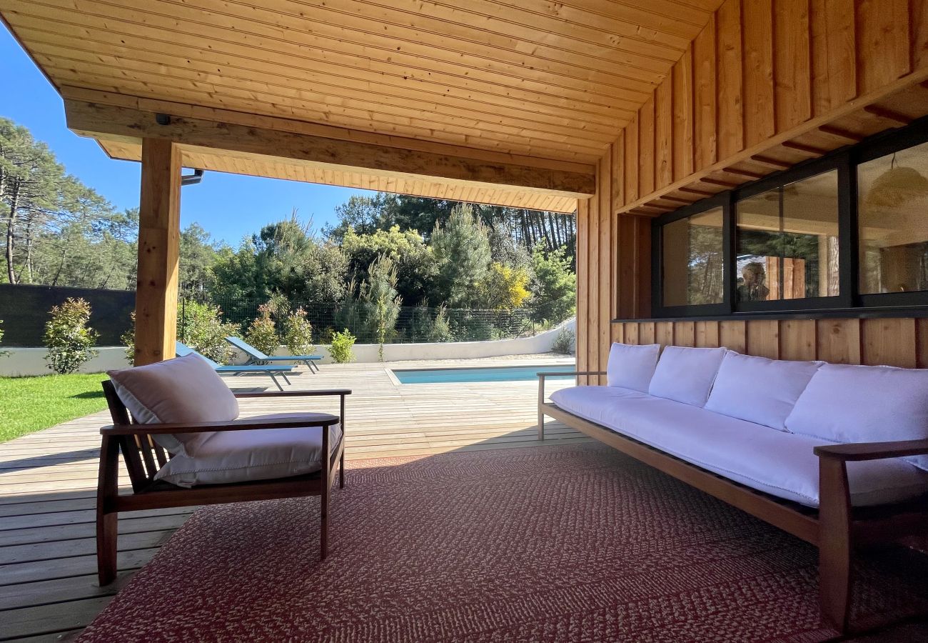 Villa à Lacanau - 🌲 Villa d’exception avec piscine & vue forêt 🏡