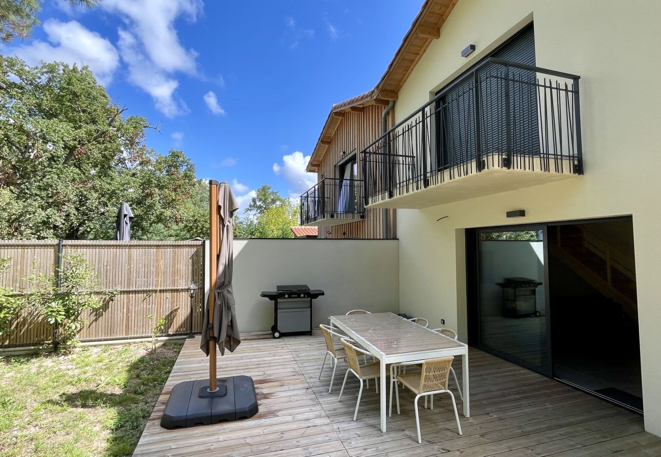 Maison à Lacanau - Maison vue bois avec piscine - Lacanau ville