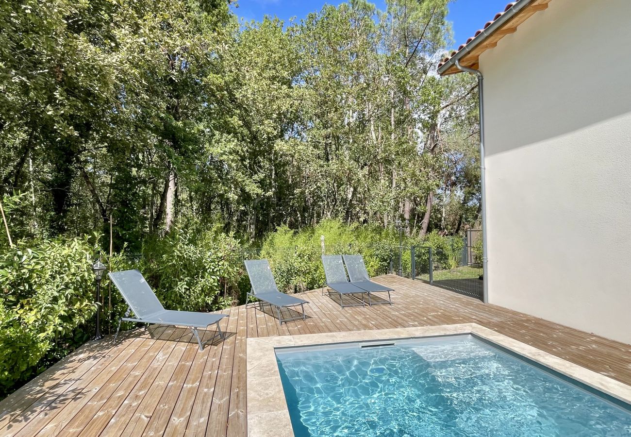 Maison à Lacanau - Maison vue bois avec piscine - Lacanau ville